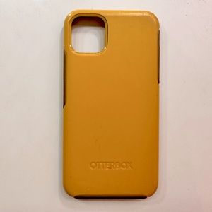Iphone 11 Pro Max Otterbox Symmetry Case in Aspen Gleam (Citrus/Sunflower)